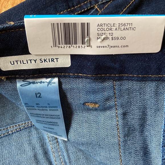 Jean Skirt Seven7 - Picture 9 of 10